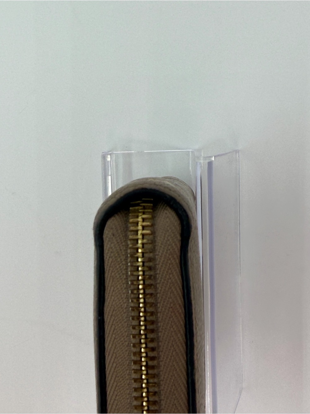 Louis Vuitton Bi Color Empriente Taupe/Cream Monogram Zippy Wallet w/Entrupy COA - Picture 4 of 14